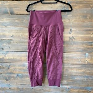 Lululemon In Flux crop